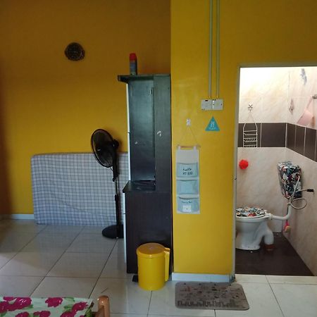 Inapan Desa Studio House Homestay Kangar Perlis Pokoj fotografie
